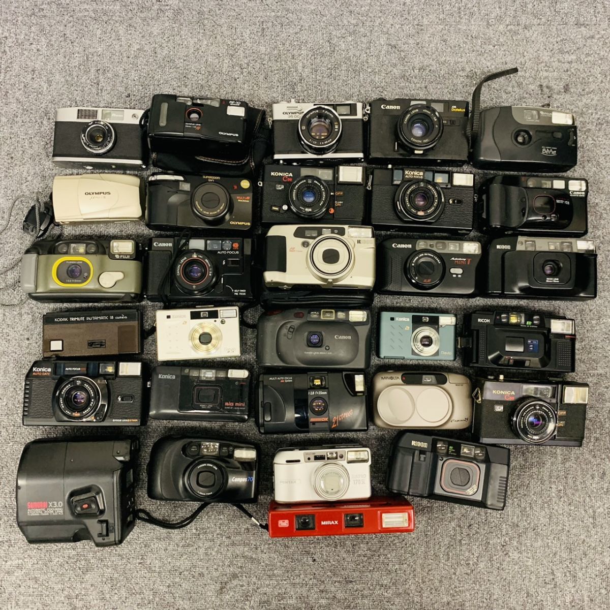 A926-00000■ コンパクトカメラ 30点セット Canon PENTAX OLYMPUS MINOLTA KONICA FUJIFILM RICOH KYOCERA etc ※100サイズ発送 ④