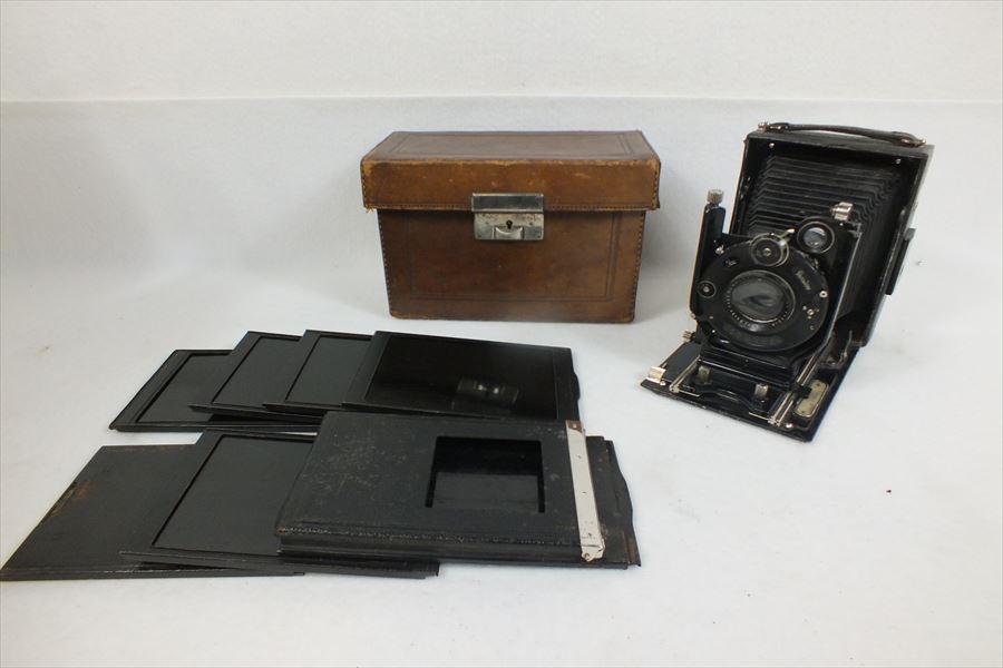 EXA 精巧な機械仕掛けカメラが手作りだと？興味本位でZEISS IKON蛇腹