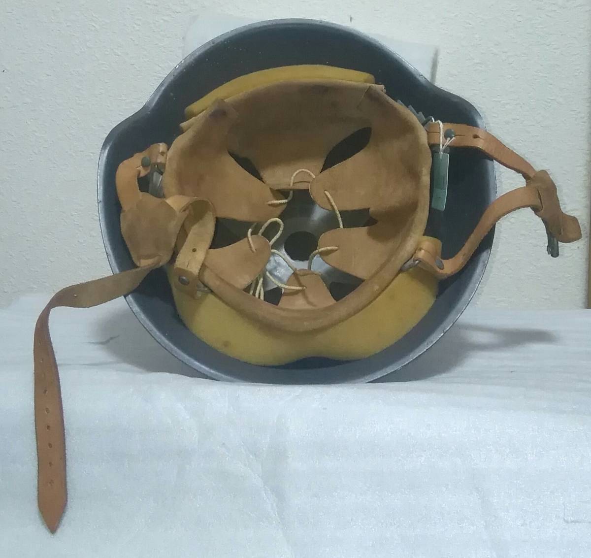 ☆ 初出しのソビエト軍の鉄兜(ヘルメット) ソビエト ロシア 東ドイツ