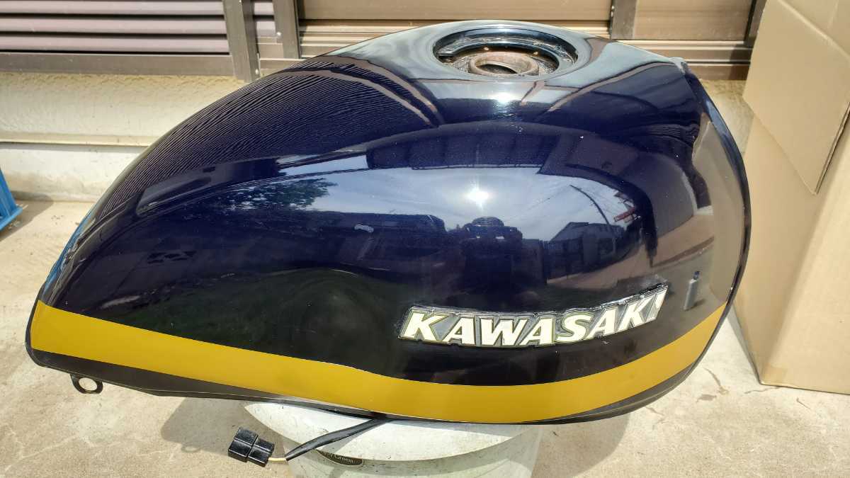 バイク ゼファー750 純正タンク ジャンク 錆び ZR750C