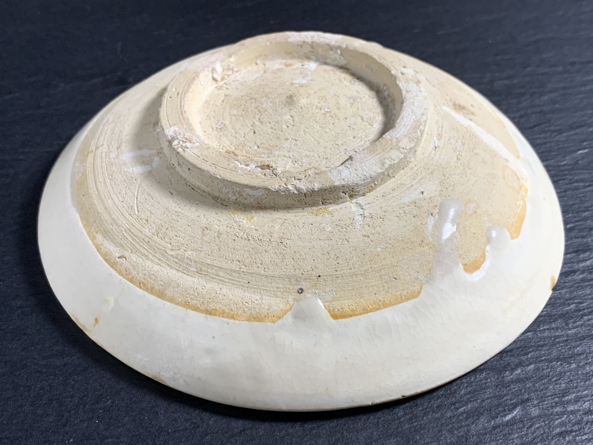 磁州窯白地鉄絵虎文皿 – Cizhou ware Plate | 陶磁オンライン美術館ー