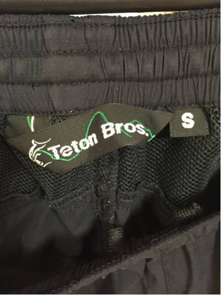 ☆美品☆Teton Bros ランニングショーツ Sサイズ 超軽量 山と道
