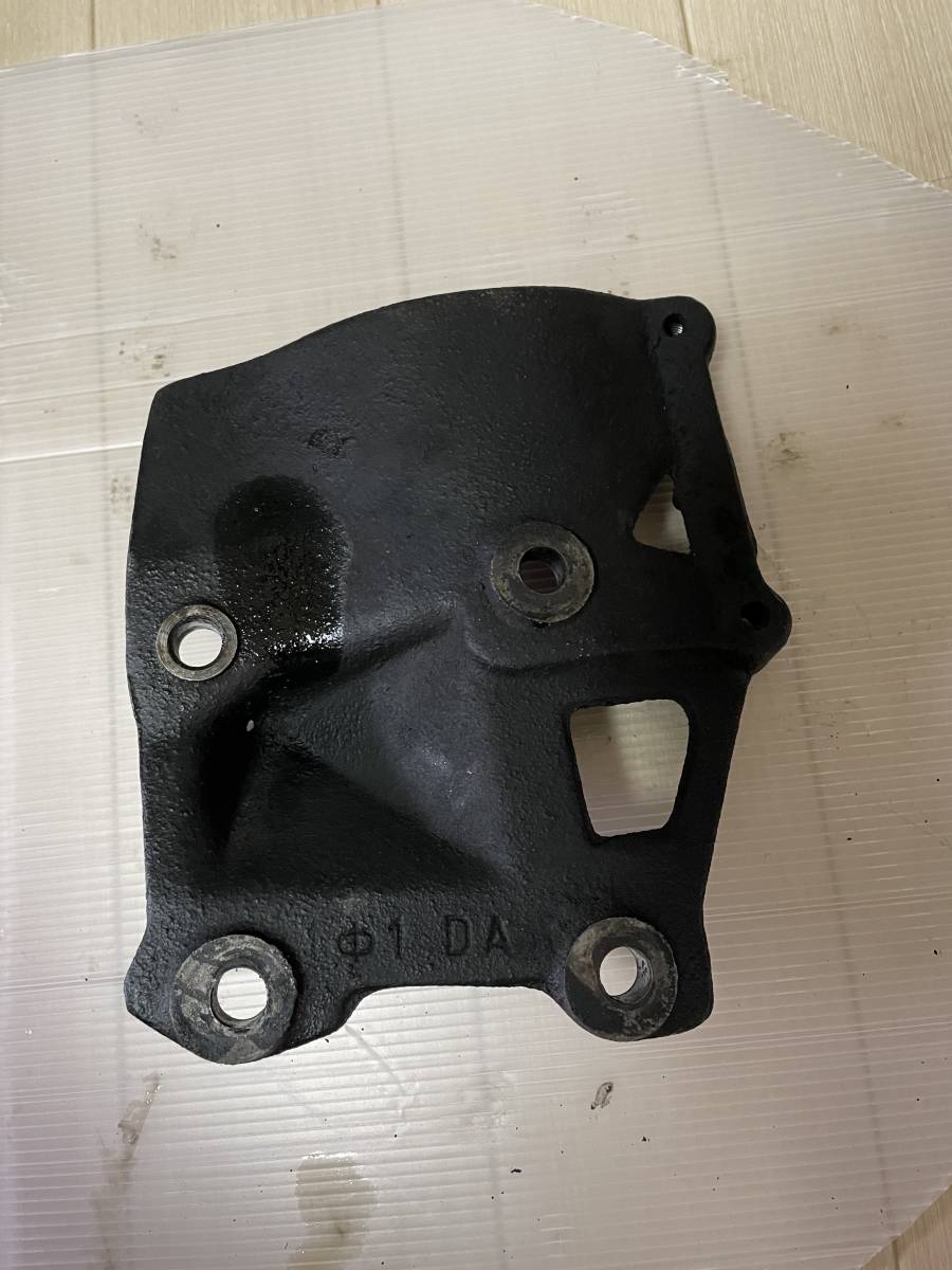 AE86 パワステ エアコン関係 取付ブラケット？ステー？