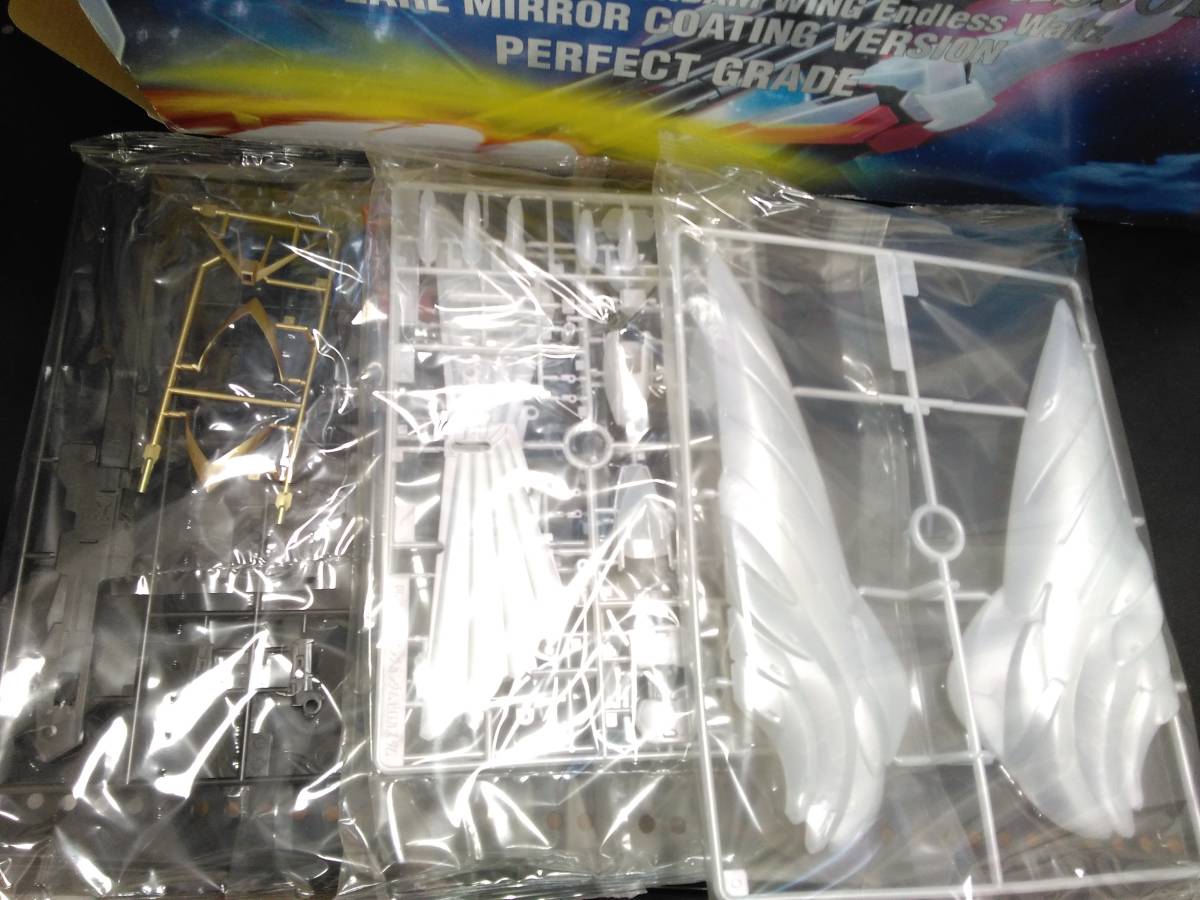 W-GUNDAM ZeroCustom】1/60 ウイングガンダムゼロカスタム パール