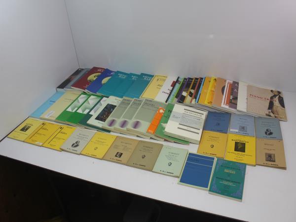 9289 音楽関連本 まとめて売り 約50冊! 楽譜 スコア クラシック ピアノ