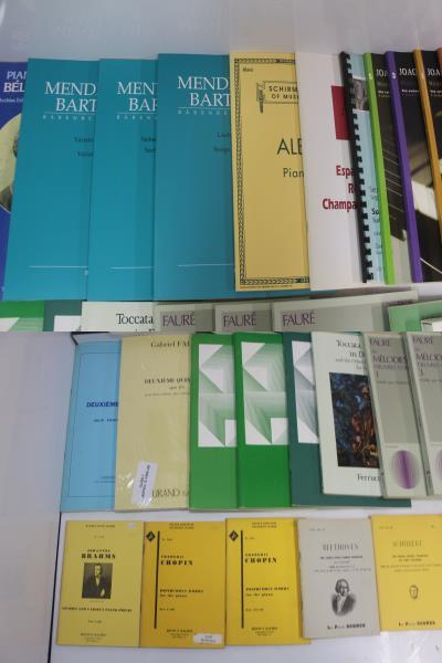 9289 音楽関連本 まとめて売り 約50冊! 楽譜 スコア クラシック ピアノ
