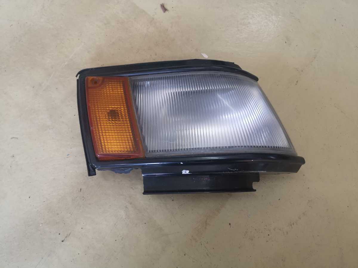 1円スタート！！ AE86 レビン コーナーレンズ コーナーマーカー 