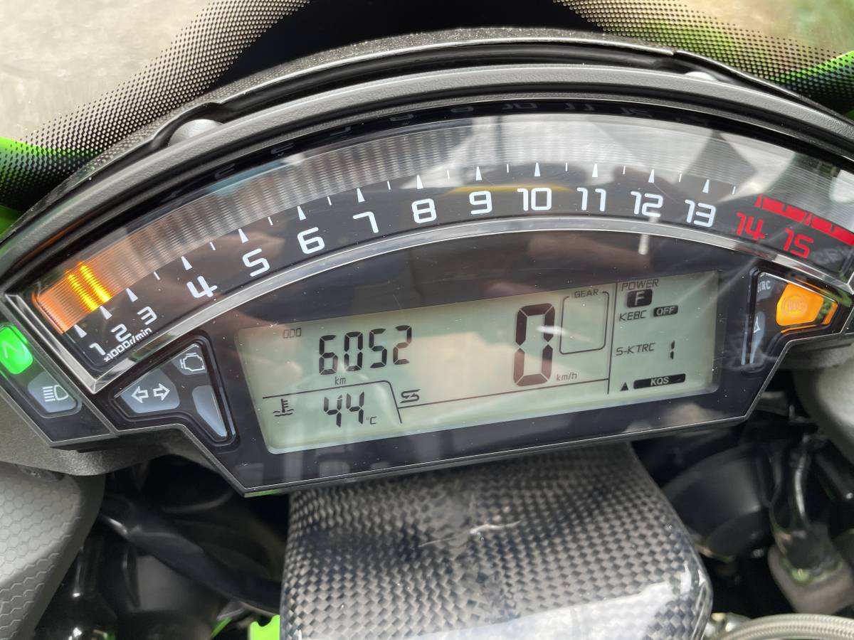 Kawasaki カワサキ ZX-10R 2017 6000キロ カスタム多数 ECU 書き替え