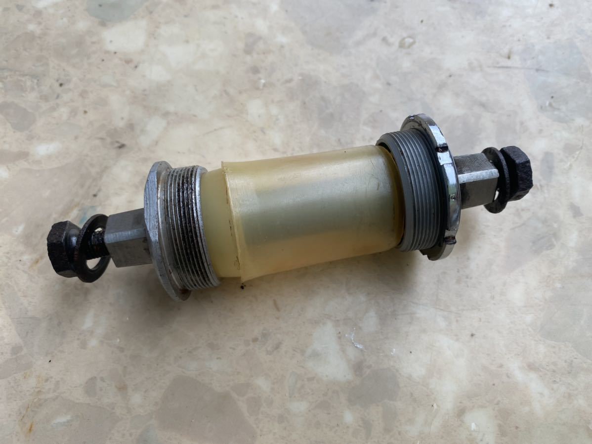 カンパニョーロ　BB 102mm　イタリアン規格 カンパニョーロ BB 102mm イタリアン規格 Campagnoloカンパ