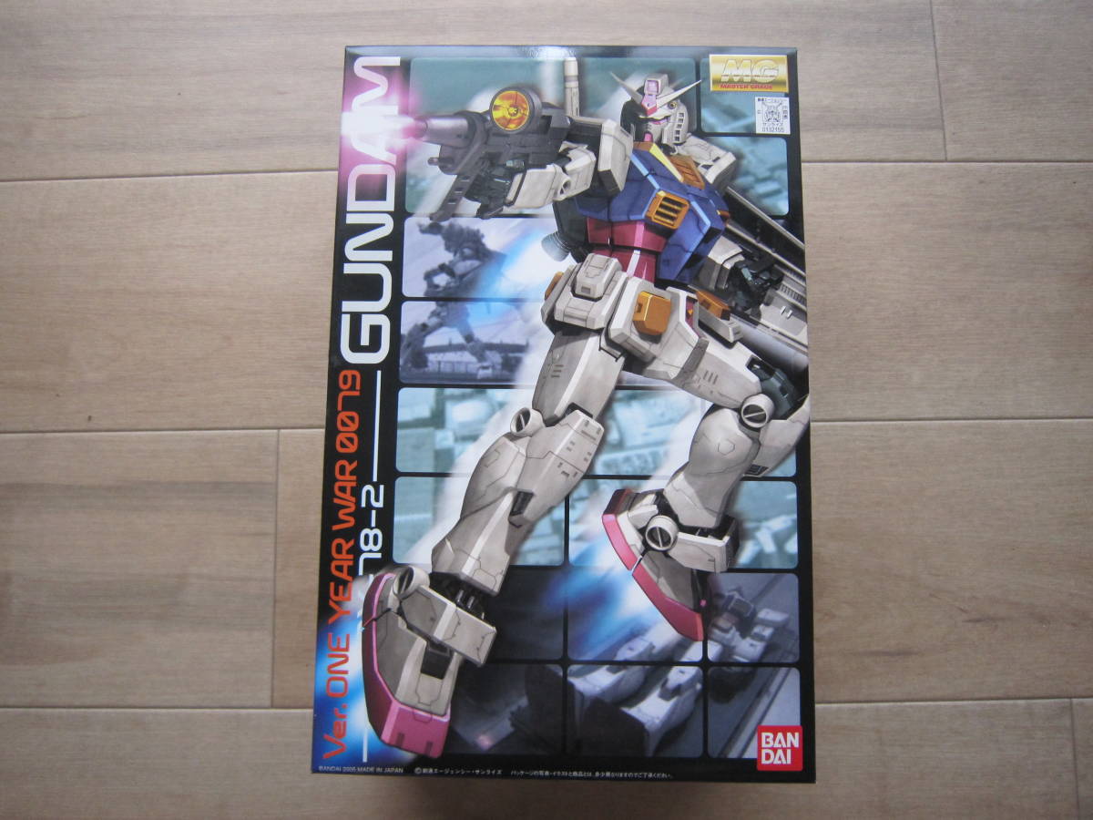 バンダイ　MG 1/100 機動戦士　RX-78-2 ガンダム GUNDAM Ver.ONE YEAR WAR 0079