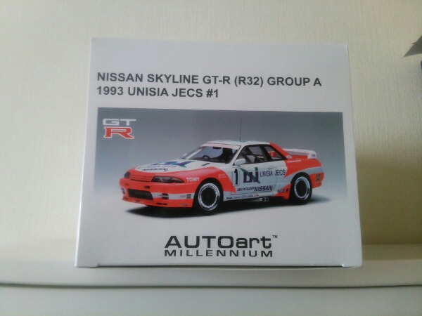 オートアート 1/18 スカイライン GT-R R32 ユニシア ジェックス オート