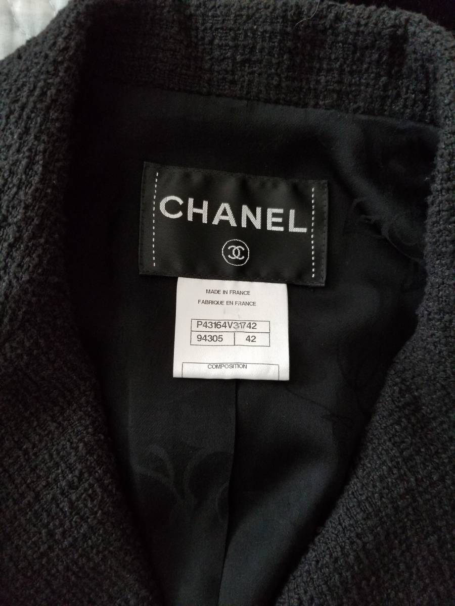 アウトレットパーク 最終出品 Chanelツイードジャケット リンダ着用ラガーフェルド テーラードジャケット