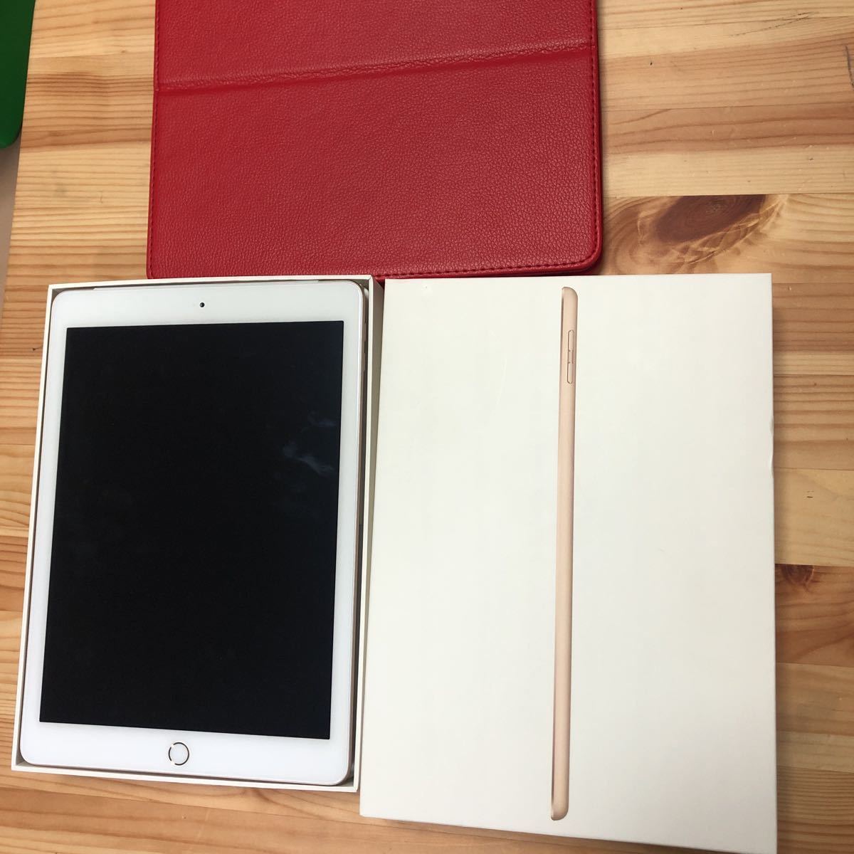 大人気，格安 KDDI アップル iPad アイパッド Wi-Fi＋Cellular 9.7インチ MPG52J/A 第5世代 128GB ゴールド au ネットワーク利用制限〇(iPad本体)｜売買されたオークション情報、yahooの商品情報をアーカイブ公開 - オー iPad本体