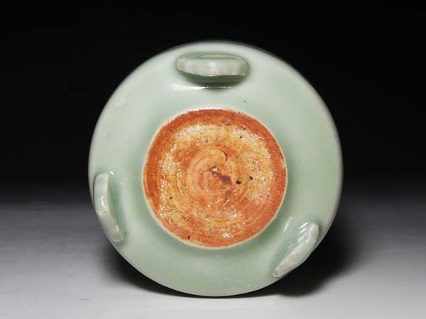 青磁 菊貼 | Mn2211『S県の旧家の蔵より出品』江戸時代 古伊万里 三足