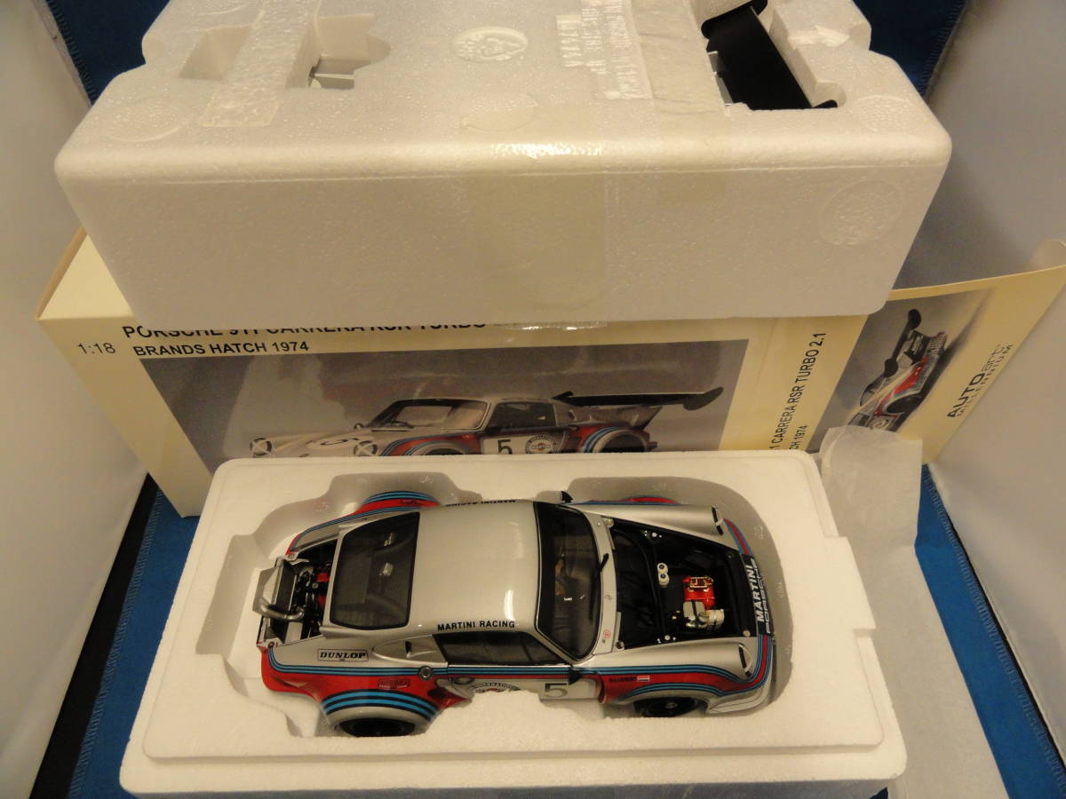 新品サーキットの狼！オートアート1/18 ポルシェ 911 カレラ 2.7 RS