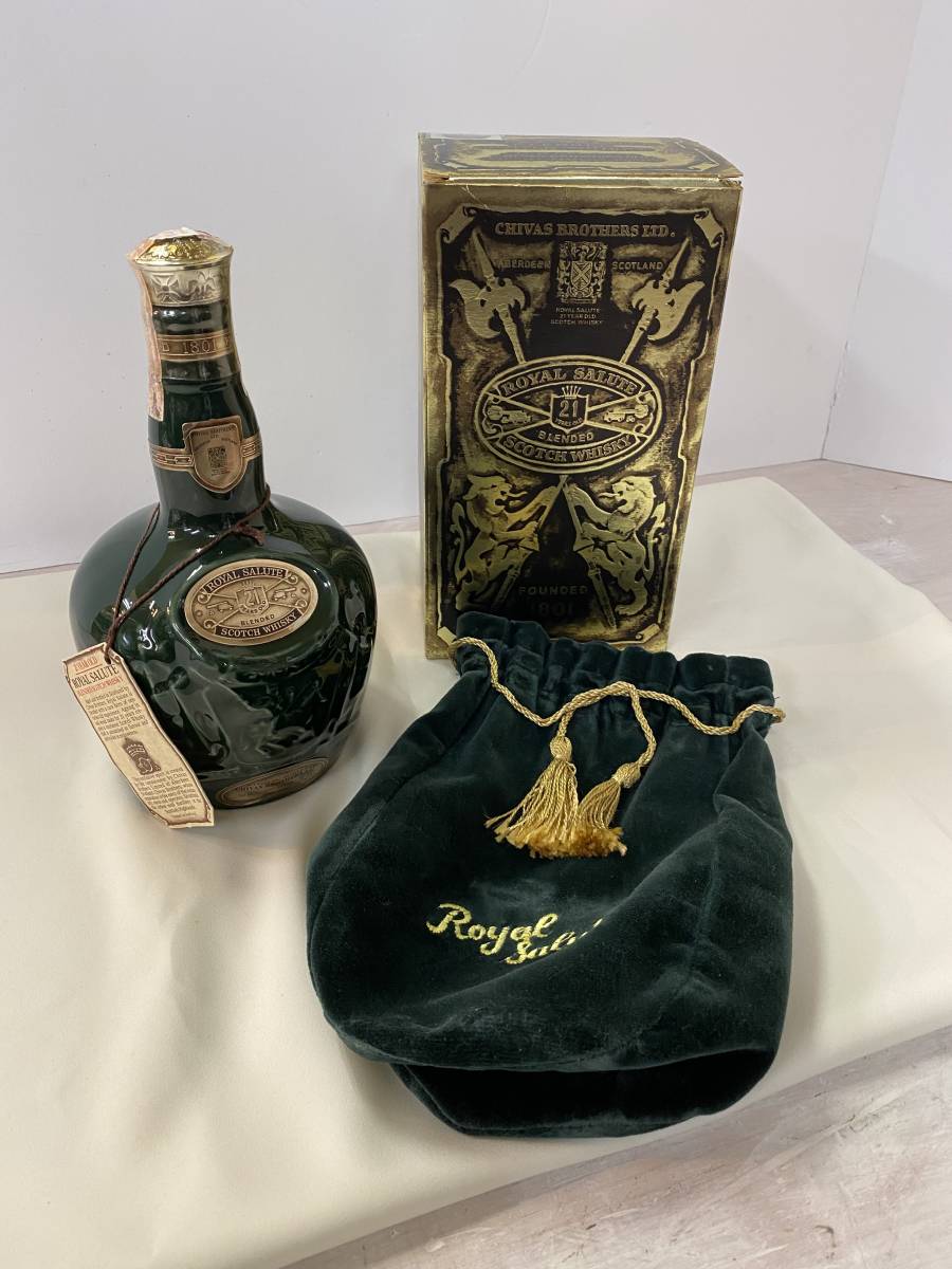 シーバス ロイヤル サルート 21年スコッチウイスキー 緑陶器 700ml 40 