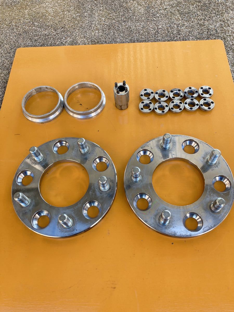 人気セール，品質保証 KYO-EI 協永産業 Kics WIDE TREAD SPACER ワイドトレッドスペーサー M12&times;P1.5 5H PCD114.3 厚み10mm 2枚入り ハブリング64.0(5穴)｜売買されたオークション情報、yahooの商品情報をアーカイブ公開 - オーク 5穴