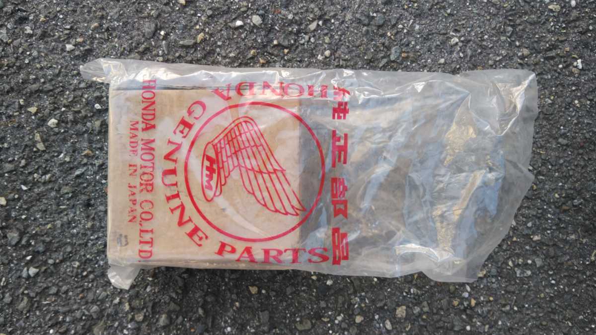 ホンダホーク3CB250N純正新品キャブレター左側だけ