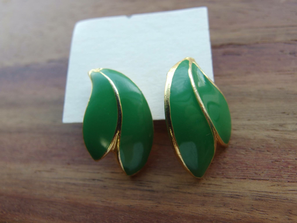 即決！イギリス製 一点物 年代不明 ヴィンテージ ピアス