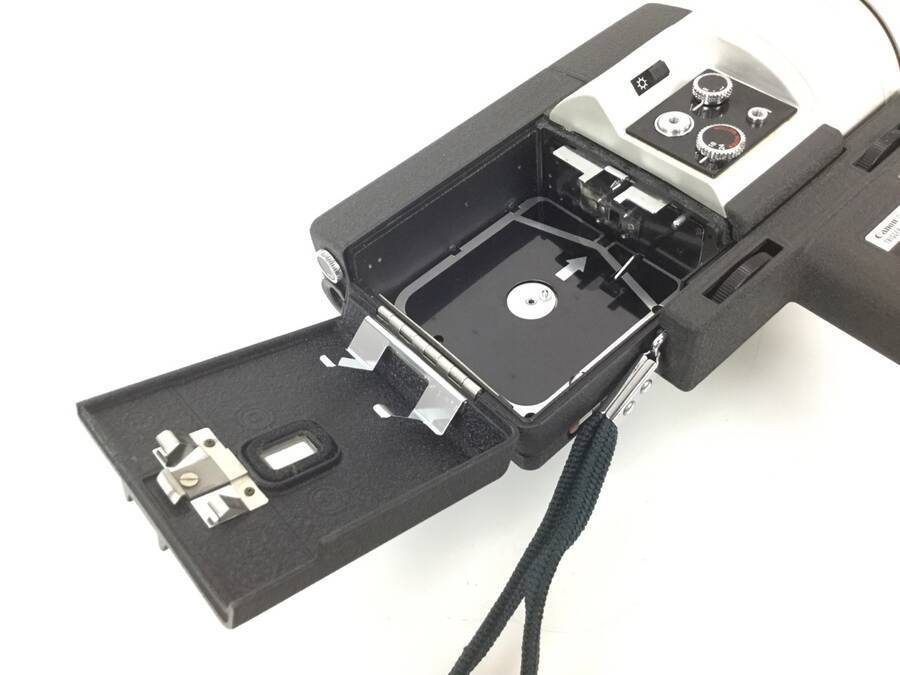 Vintage CANON Auto Zoom 1218 Super 8 8mm Movie Cine Film Camera