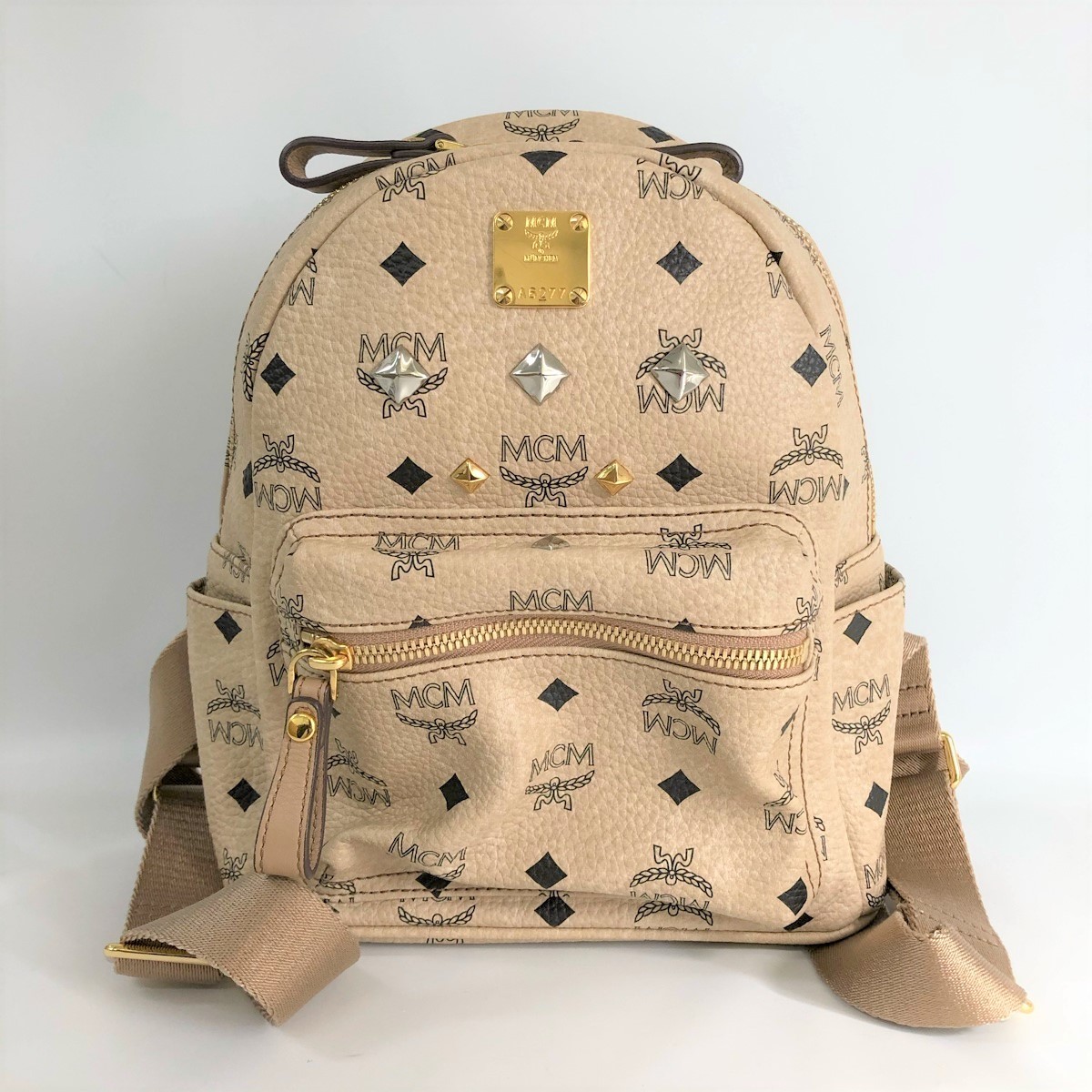 エム・シー・エム MCM リュック スタッズ ベージュ系 リュック