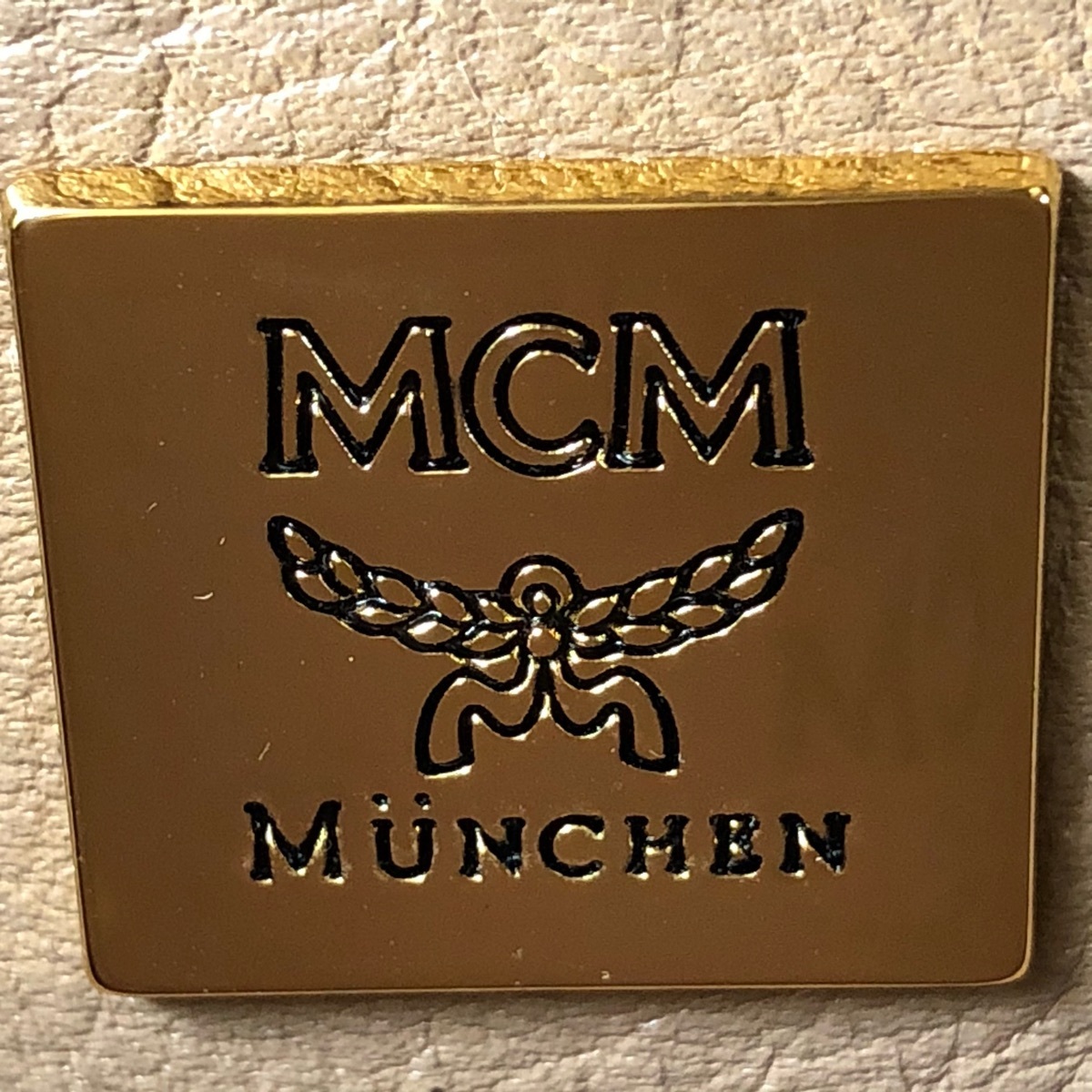 エム・シー・エム MCM リュック スタッズ ベージュ系 リュック