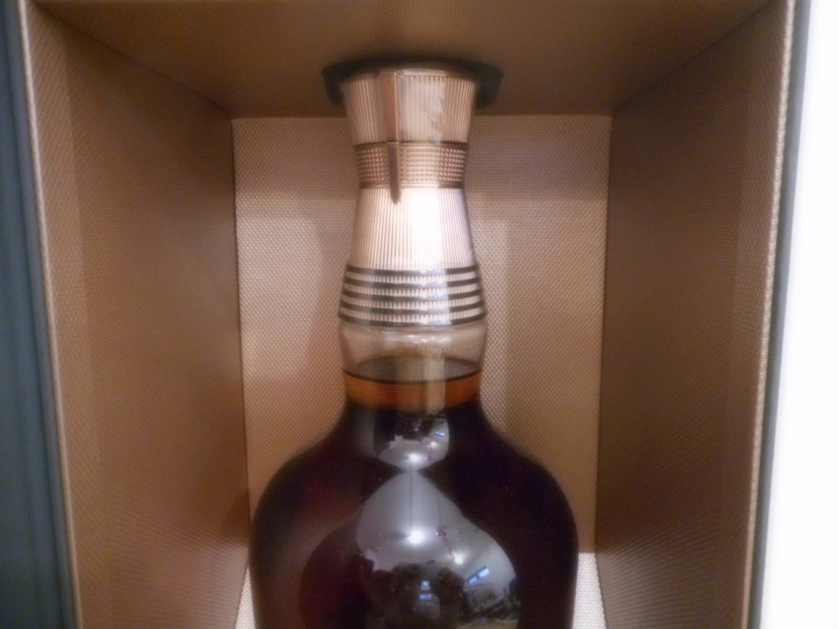 古酒 CHIVAS REGAL ULTIS シーバスリーガル アルティス 1000ml 箱付き