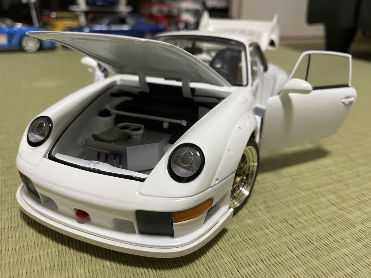 UT モデル Porsche ポルシェ 911 GT2 1/18 0 GT2 UT (絶版) ◇UTモデル