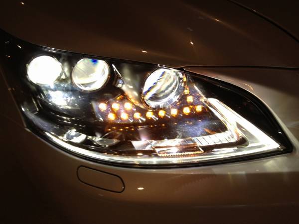 セールオファー LEXUS LS600h 前期 純正 LED ヘッドライト LS600