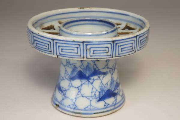 盃台　酒器　杯台　猪口　香炉　染付