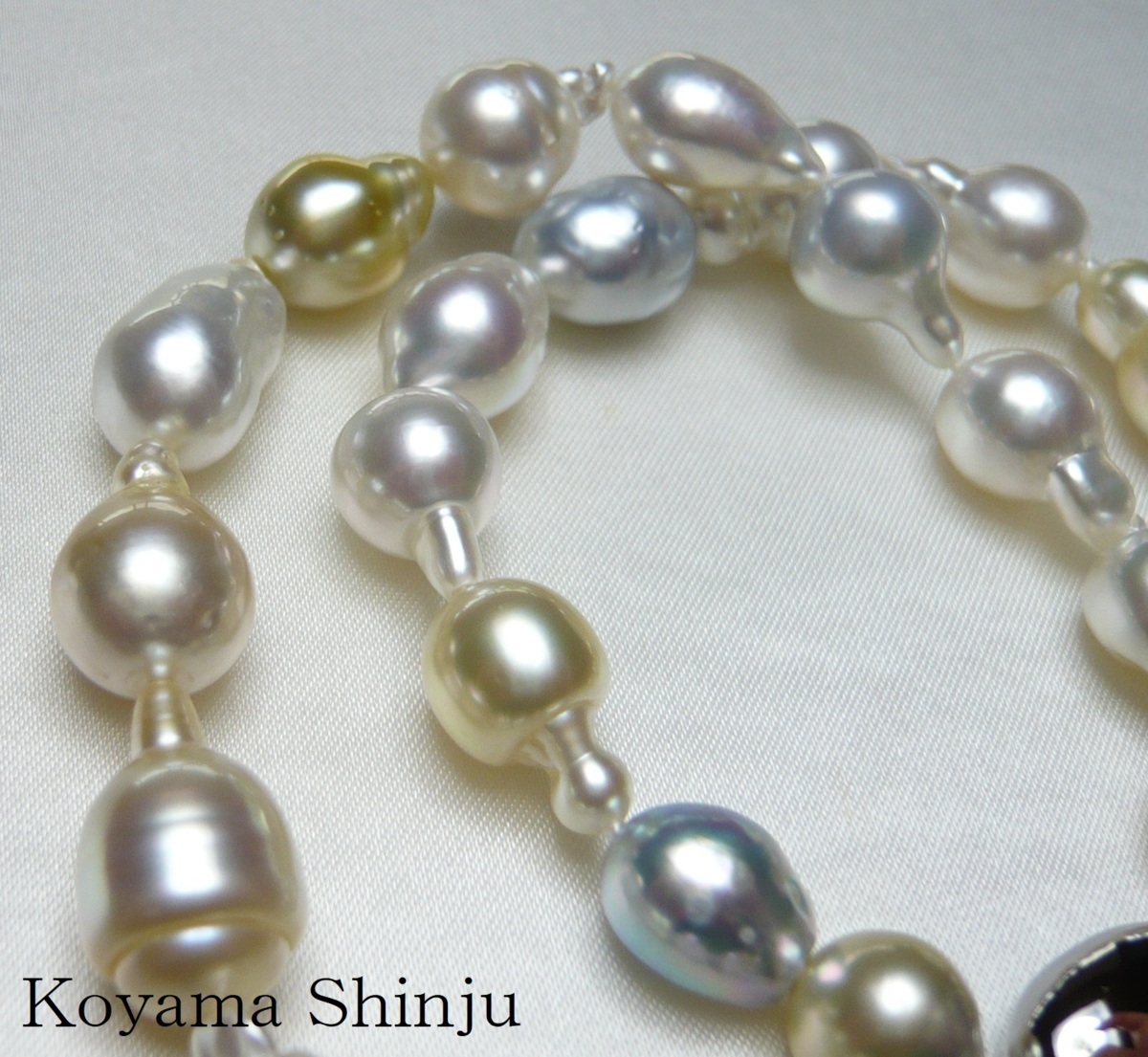 ☆小山真珠☆1円～現品限り！めっちゃ綺麗！絶品カラー！白蝶真珠 