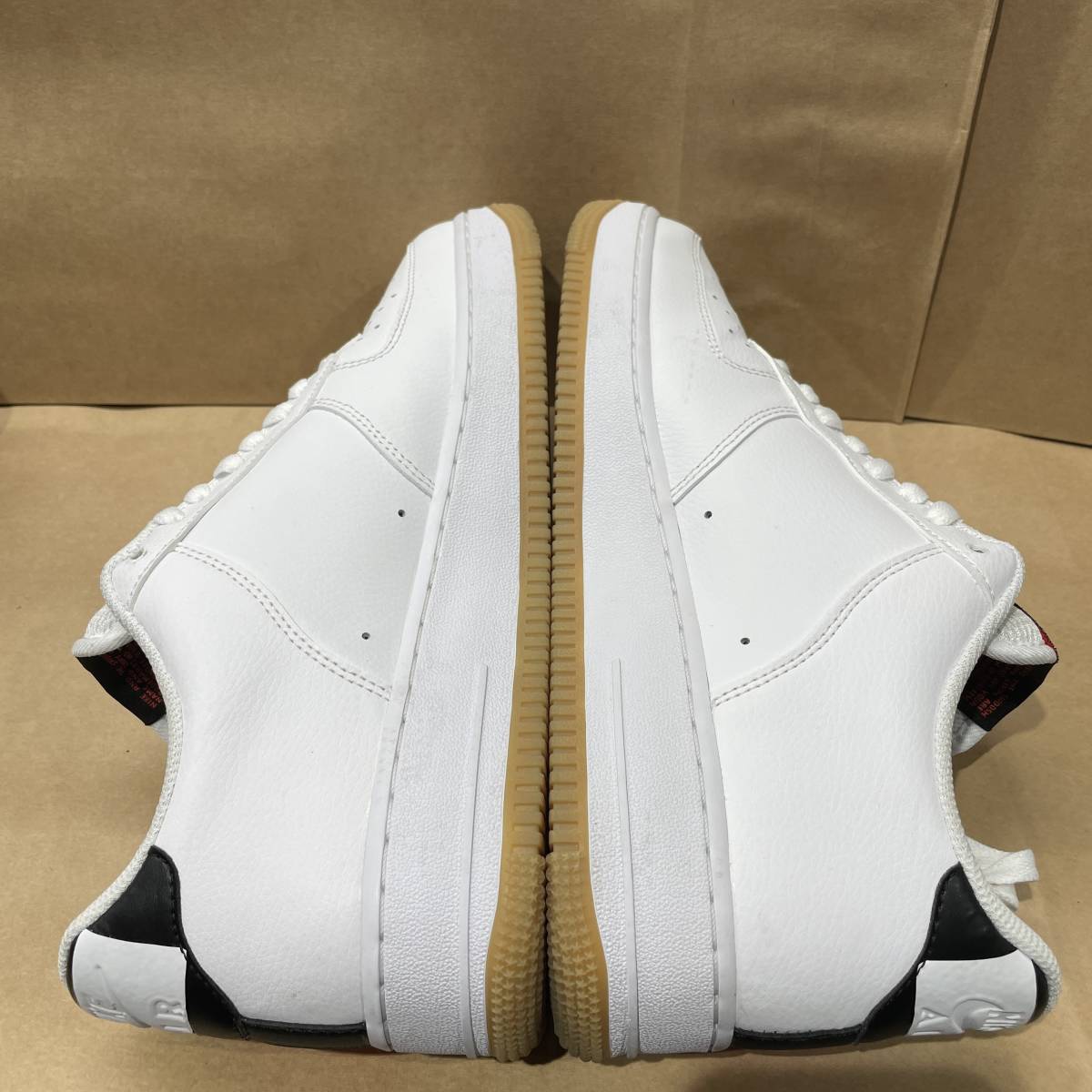 極美品】 US9 27cm NIKE AIR FORCE 1 07 LV8 CT2298-101 WHITE/BRIGHT 