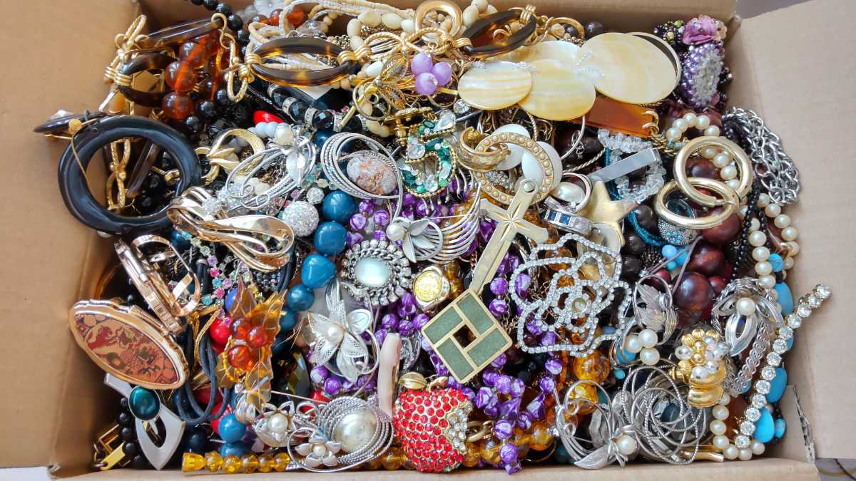 シェルカメオ バラ カメオ ブローチ ジャンク アクセサリー ネックレス