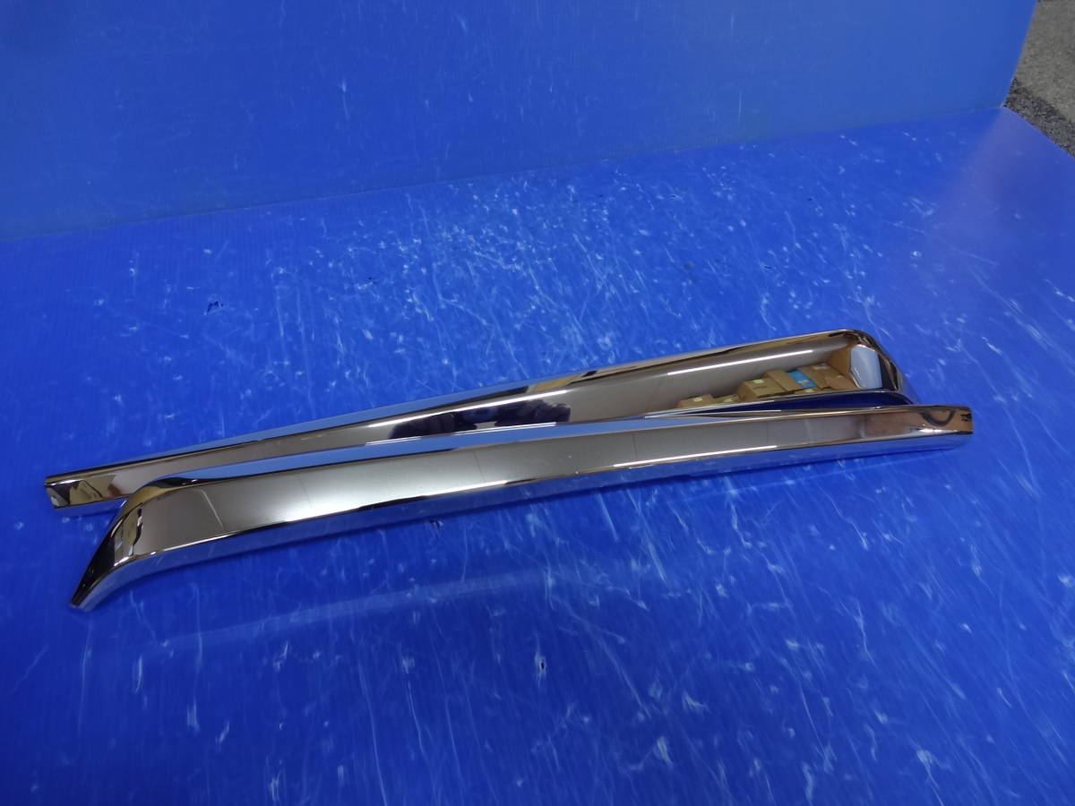 即決! エスクァイア ZRR80G 前期 純正 フロントグリル 53111-28690