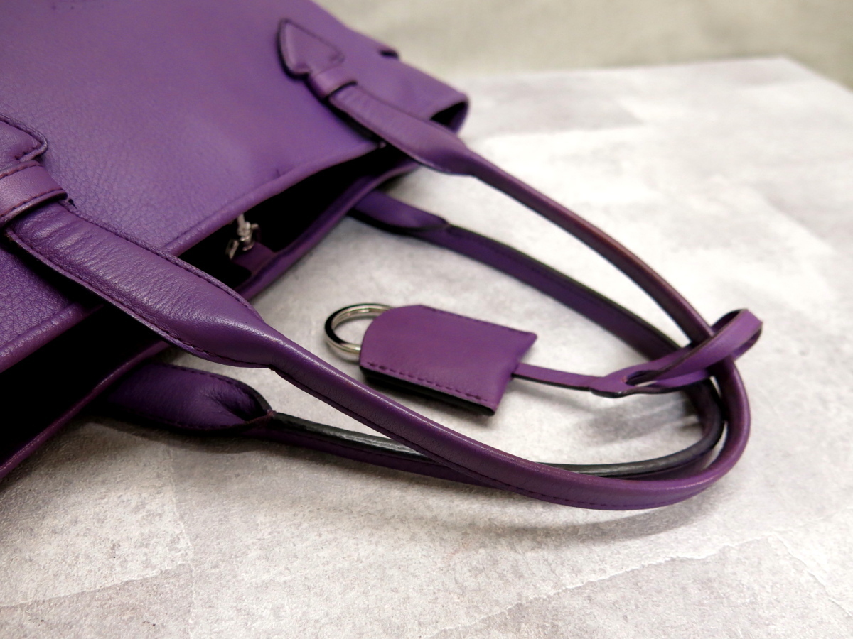 ○超美品○LOEWE ロエベ○ヘリテージ○ロゴ型押し○レザー 本革