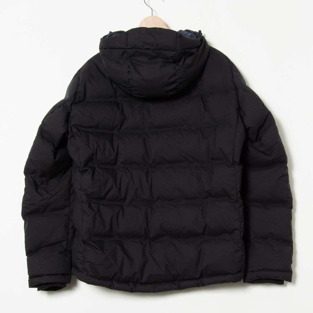 ユニクロ　シームレスダウンパーカ　XL 2025 ブラック ユニクロ シームレスダウンパーカ XL 2025 ブラック ユニクロ