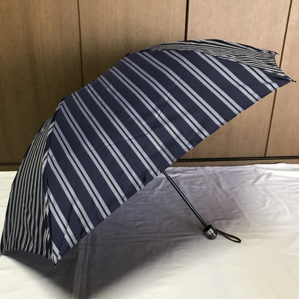 高品質，お得 ボルサリーノ／折傘 折りたたみ傘 太ストライプ 紺 ネイビー(折りたたみ傘)｜売買されたオークション情報、yahooの商品情報をアーカイブ公開 - オークファン 折りたたみ傘