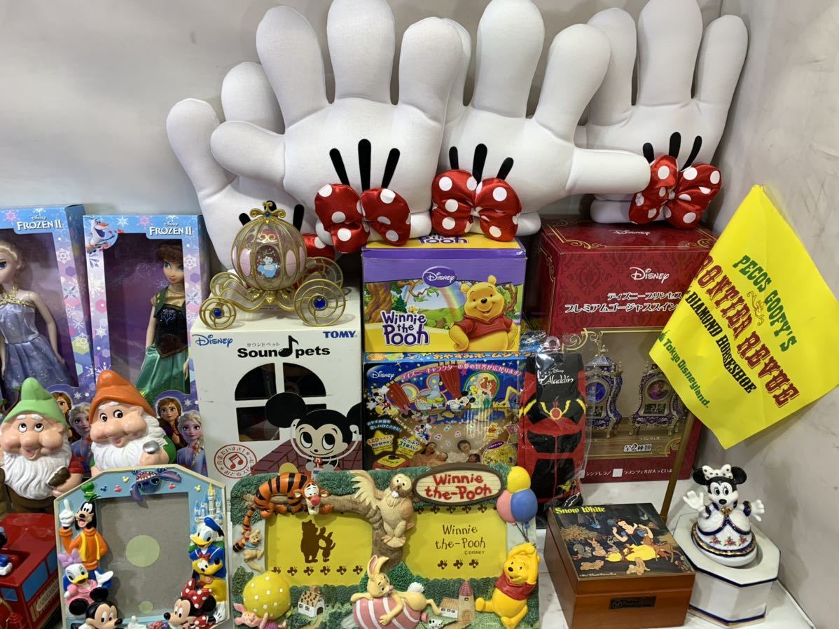 Disney ディズニー グッズ Pixar プリンセス 雑貨 バッグ 帽子 フィギュア キーホルダー おもちゃ ポーチ その他 大量 まとめ売り Lespetitesfolieshome Com