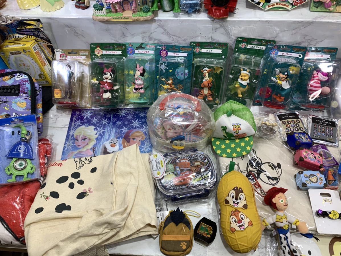Disney ディズニー グッズ Pixar プリンセス 雑貨 バッグ 帽子 フィギュア キーホルダー おもちゃ ポーチ その他 大量 まとめ売り Lespetitesfolieshome Com