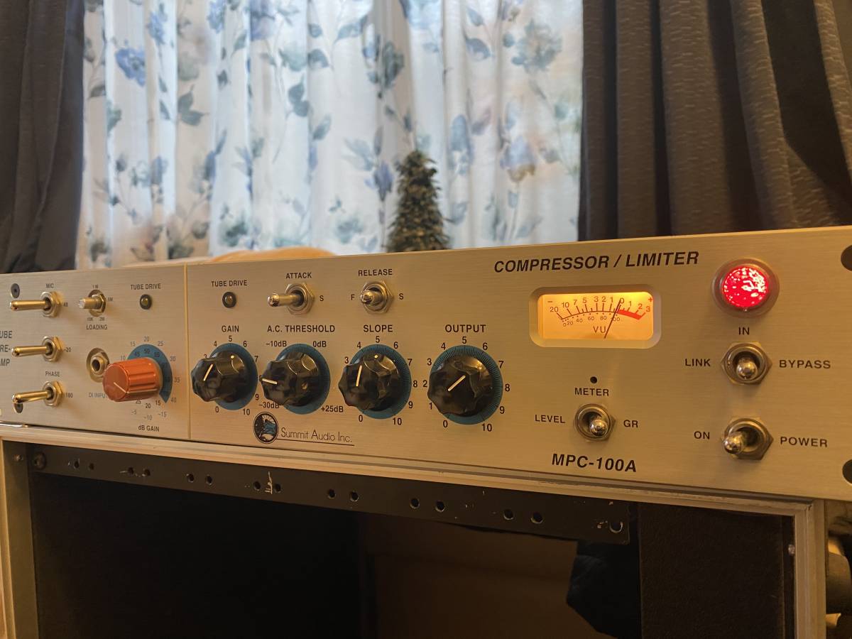 Summit Audio MPC 100A (ハイブリッド(ソリッドステート&チューブ 