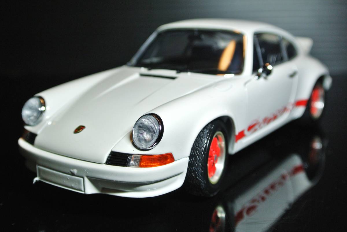 ☆稀少モデル☆美品☆EBBRO 1/24 PORSCHE 911 CARRERA RS エブロ