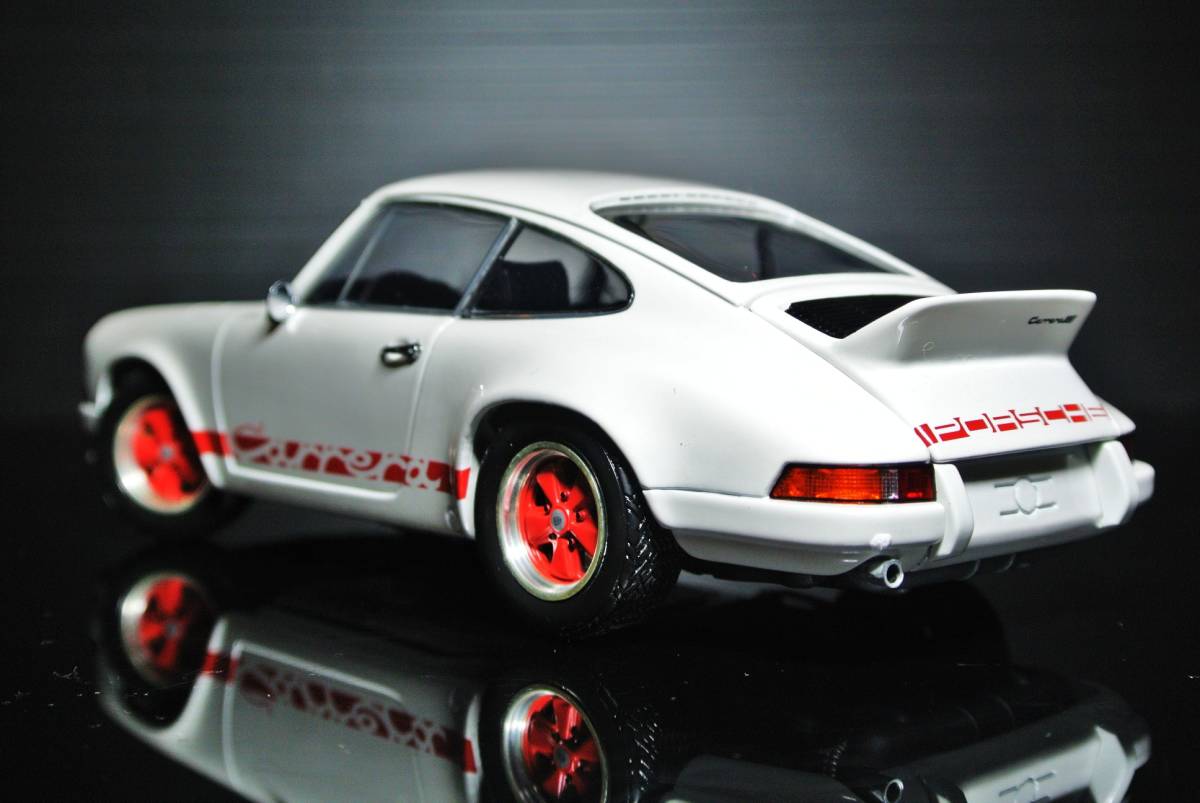☆稀少モデル☆美品☆EBBRO 1/24 PORSCHE 911 CARRERA RS エブロ