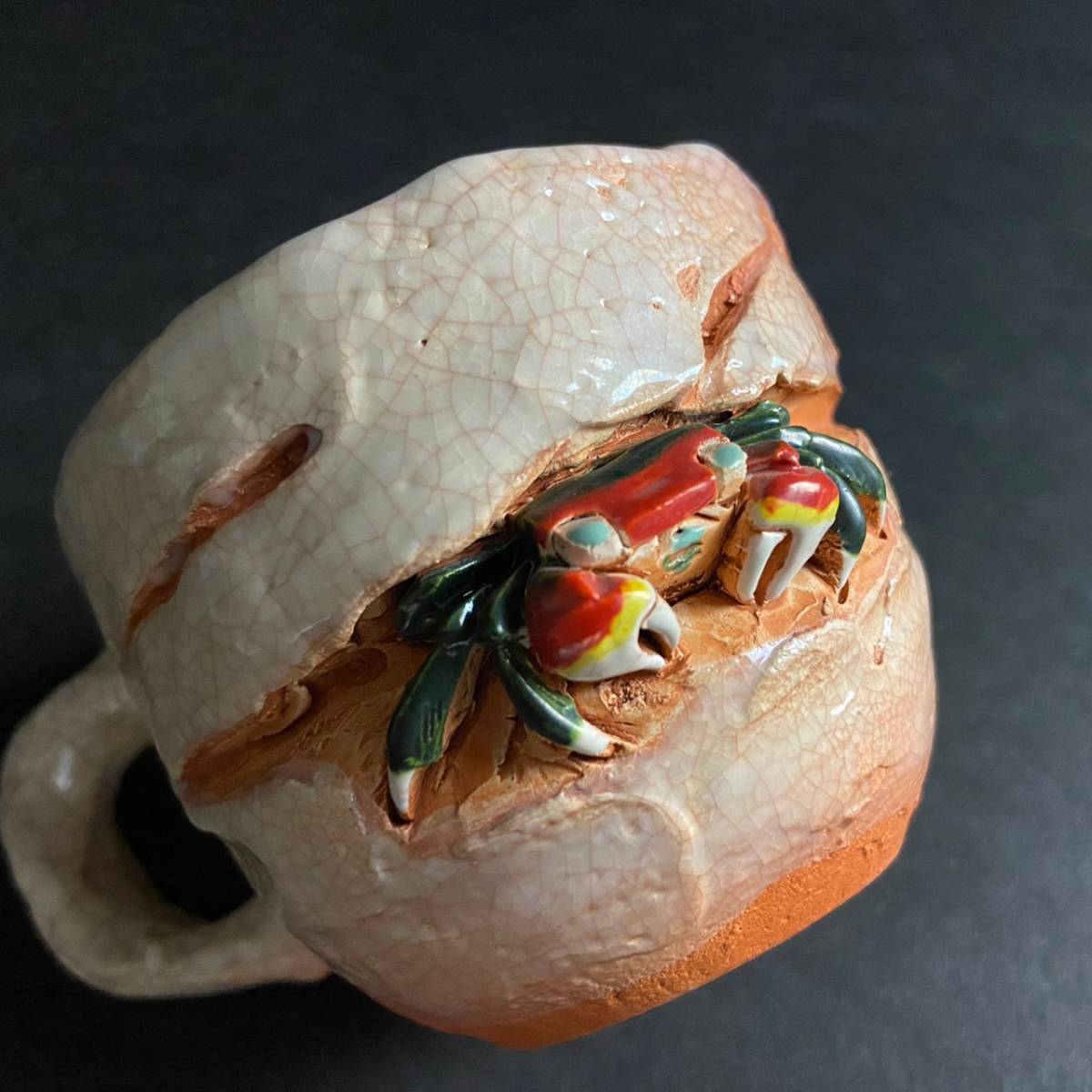 楽山焼【玉井楽山】作 天神蟹刻 カップ＆ソーサー 愛媛県 伊予松山 細密