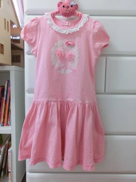 メゾピアノ　ピンクと白のドット　ワンピース　130㎝