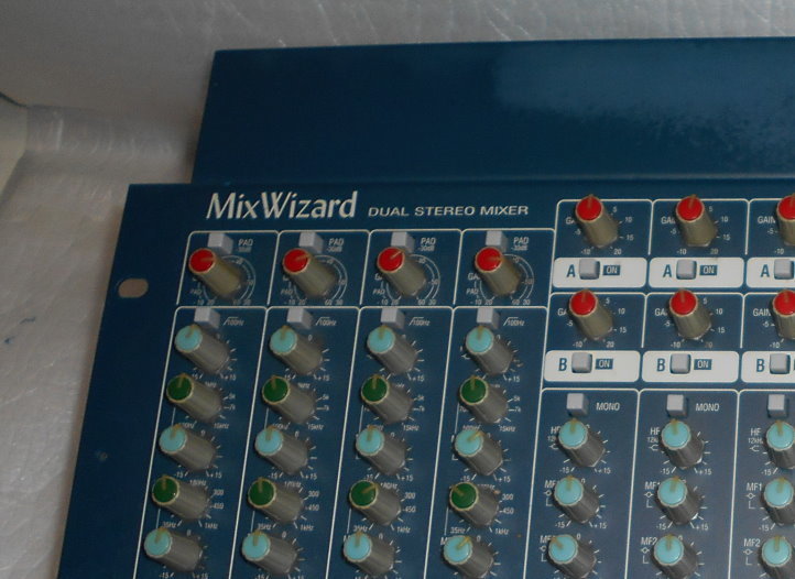 ALLEN & HEATH WZ20S （ Mix Wizard / 20ch / 動作品です