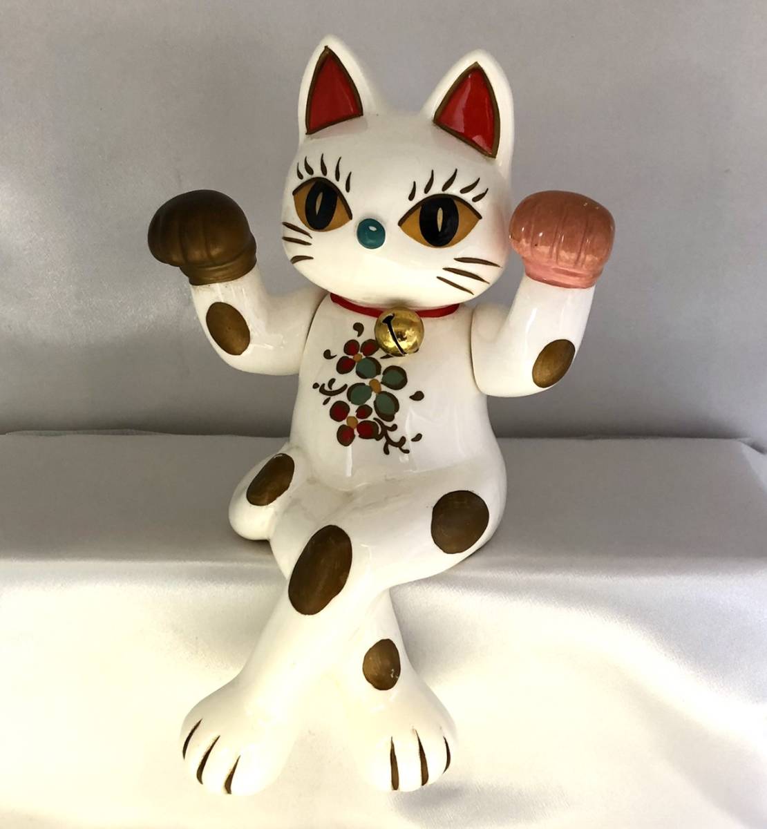 アンティーク☆レトロ 陶器お座り招き猫 貯金箱(陶磁一般)｜売買された