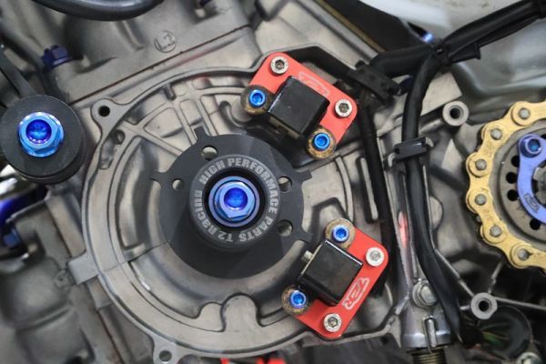 １円売切！超軽量フライホイール NSR250R T2racing 超軽量フライホイール NSR250R T2Racing Webike MC21の軽量フライホイール ２