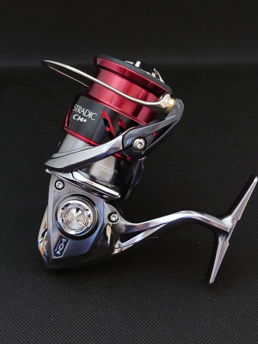 シマノ(SHIMANO) スピニングリール 16 ストラディック CI4+ 2500HGSDH