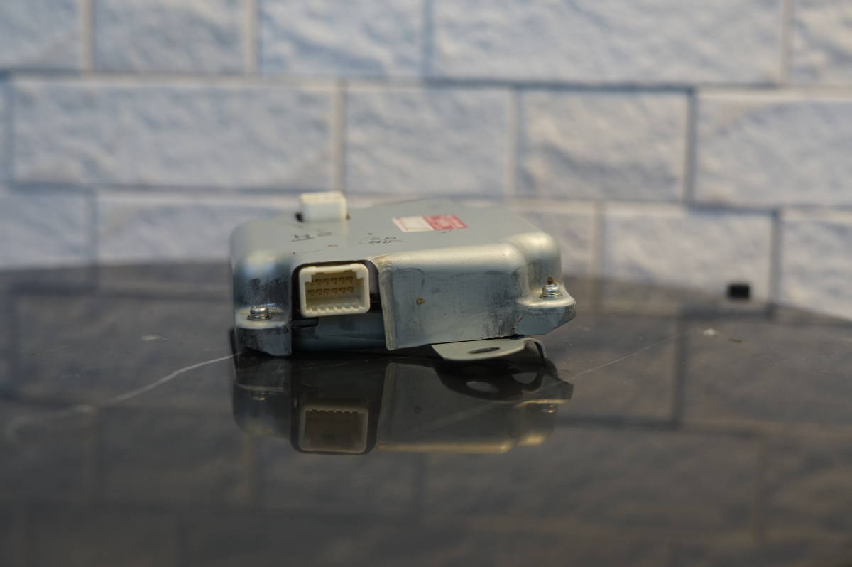 トヨタ バッテリーセンサー 89892-52011 TOYOTAトヨタ純正 オーリス  