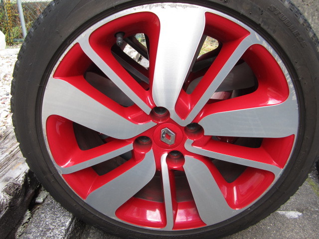 ルノー ルーテシア 純正 ホイール 17 X 7.0J 44 100 スタッドレス 